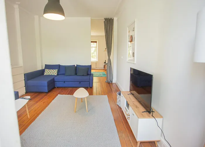 Ferienwohnung Sehr zentral / Hell / Altbau Hamburg